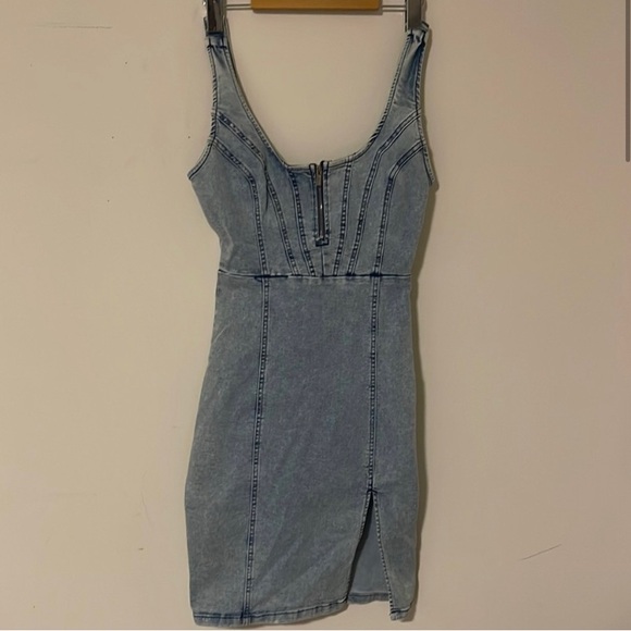 Light blue stretchy demon dress - Picture 1 of 4